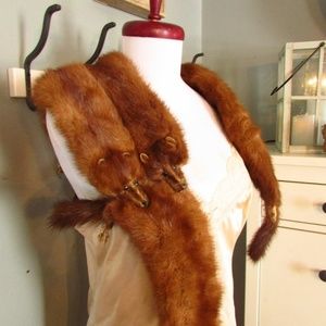 FLASH SALE 10/1: Classy Vintage Mink Wrap